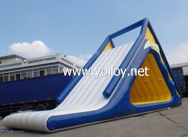 Inflatable freefall water slide glider game