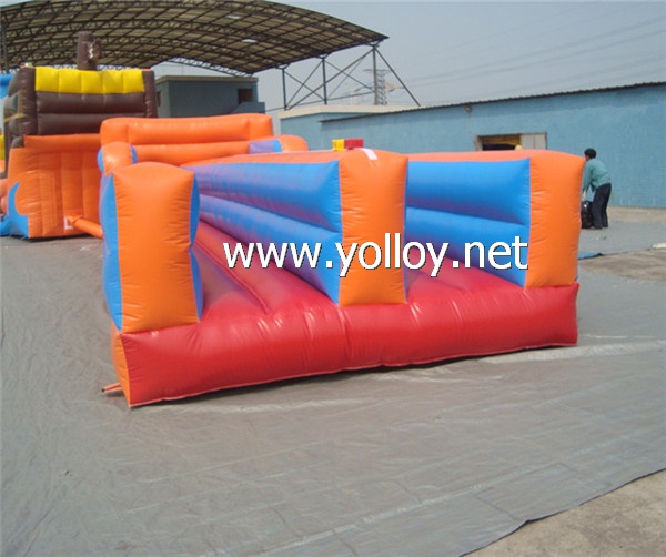inflatale Bungee Run sport game