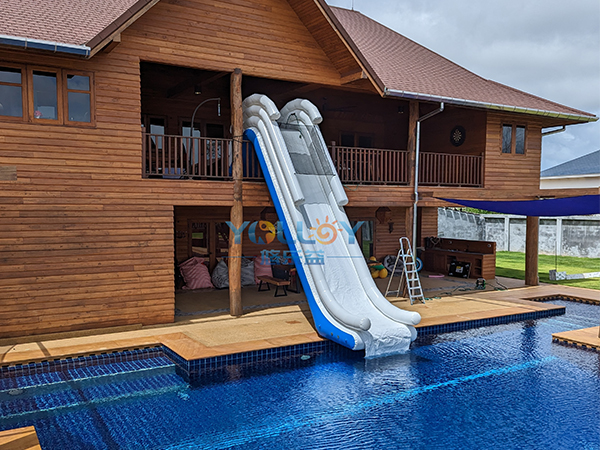 House's Balcony Inflatable Water Slide For Pool